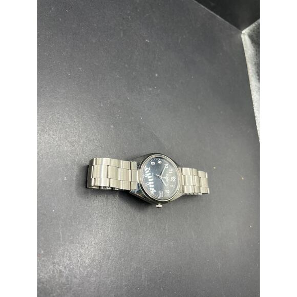 Vintage Pulsar Silver Tone Mens Quartz Watch With Date Y562-6000 Black Dial